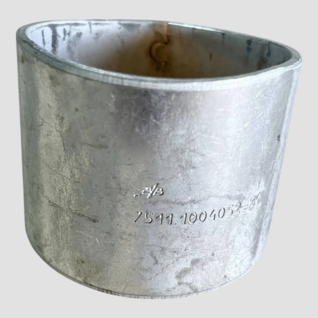 Втулка шатуна 7511.1004052-21 (Ф=52) МАЗ 7511.1004052-21